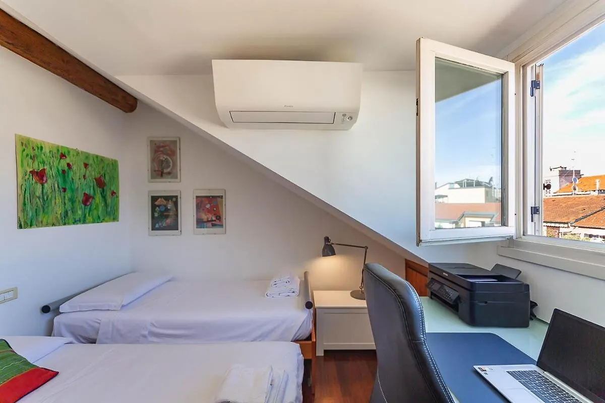 Central Station 10 Min Private Terrace Skyview 6 Pax 밀라노